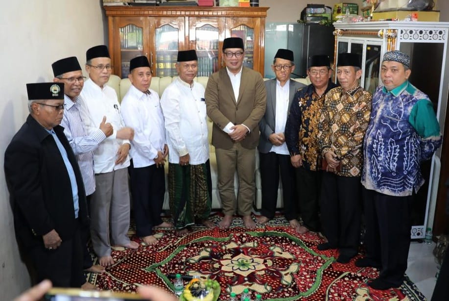 Ridwan Kamil-Suswono Janji Perjuangkan Program Haji dan Umrah untuk Marbot