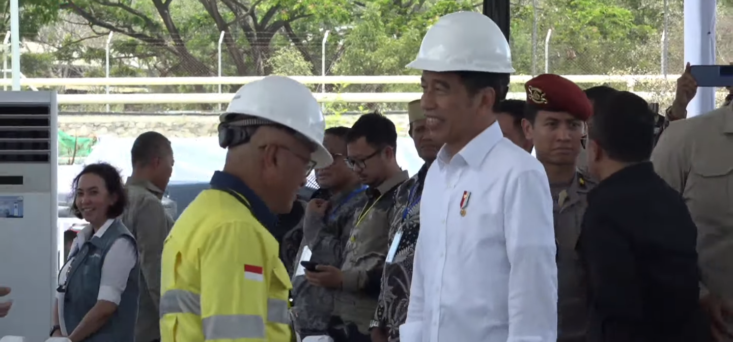 Jokowi Kunker ke NTB, Resmikan Smelter Amman Mineral