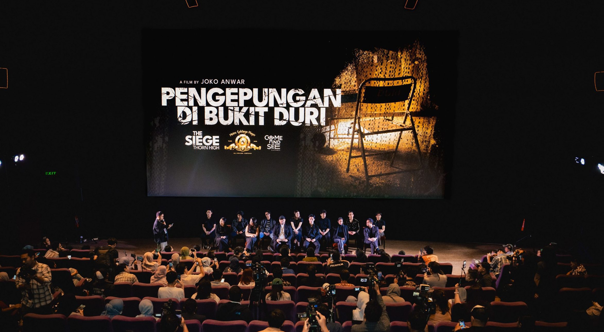 Kolaborasi dengan Amazon MGM Studios, Joko Anwar Hadirkan ‘Pengepungan di Bukit Duri’