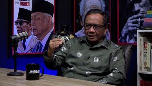Eks Menko Polhukam Mahfud MD dalam Podcast Dialektika Madilog Forum Keadilan di Forum Keadilan TV, Jumat, 4/10/2024 | YouTube Forum Keadilan TV
