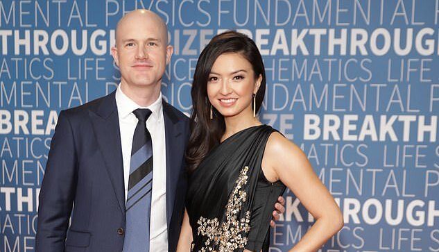 Raline Shah Diduga Pernah Nikah dengan Brian Armstrong, Berakhir Cerai
