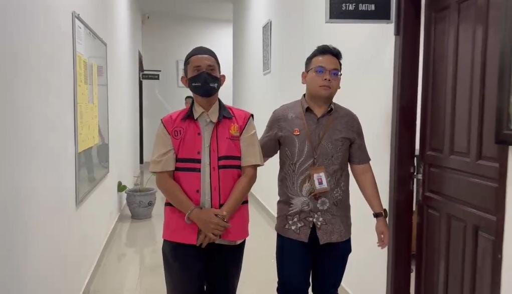 Diduga Rugikan Negara Rp2,1 Miliar, Dirut BUMD di Belitung Timur Ditahan Kejaksaan