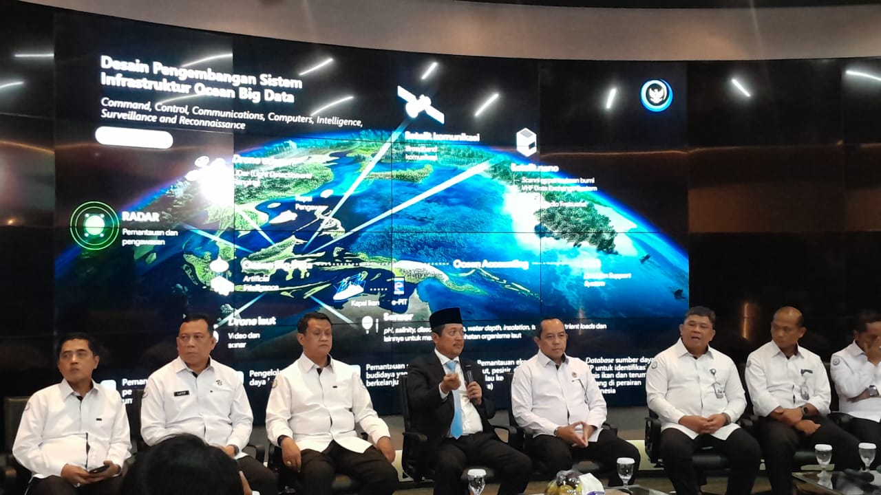 Miris, Menteri KKP Sebut Setiap Tahun 500 Juta Bibit Lobster Melayang ke Negara Tetangga