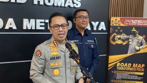Kabid Humas Polda Metro Jaya Kombes Pol Ade Ary Syam Indradi saat memberikan keterangan kepada media di Polda Metro Jaya, Jakarta Selatan, Selasa, 22/10/2024 | Ari Kurniansyah/Forum Keadilan