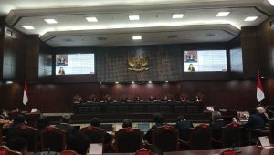 Sidang pertimbangan putusan MK Nomor 168/PUU-XXII/2023 yang diajukan oleh Partai Buruh dan beberapa serikat pekerja lainnya di Ruang Sidang Pleno MK, Jakarta Pusat, Kamis, 31/10/2024 | Syahrul Baihaqi/Forum Keadilan