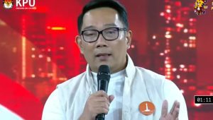 Ridwan Kamil dalam debat perdana Pilgub Jakarta, Minggu, 6/10/2024. | Youtube KPU DKI Jakarta