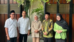 Penasihat Khusus Presiden Urusan Haji, Muhadjir Effendy bertemu dengan Presiden ke-7 RI Joko Widodo (Jokowi) di Solo, Jawa Tengah (Jateng), Minggu, 27/10/2024. | Instagram @muhadjir_effendy