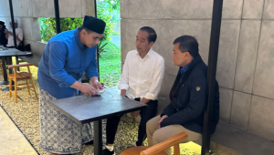 Presiden ke-7 RI Joko Widodo (Jokowi) bersama Ahmad Luthfi dan Taj Yasin | Ist