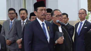 Luhut Binsar Pandjaitan Dilantik Menjadi Kepala Dewan Ekonomi Nasional (DEN) di Kabinet Merah Putih, Senin, 21/20/2024 | Sekretariat Presiden
