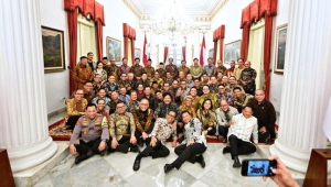 Presiden ke-7 Joko Widodo (Jokowi) bersama dengan para Menteri-Wakil Menteri (Wamen) Kabinet Indonesia Maju (KIM) | Biro Sekretariat Presiden