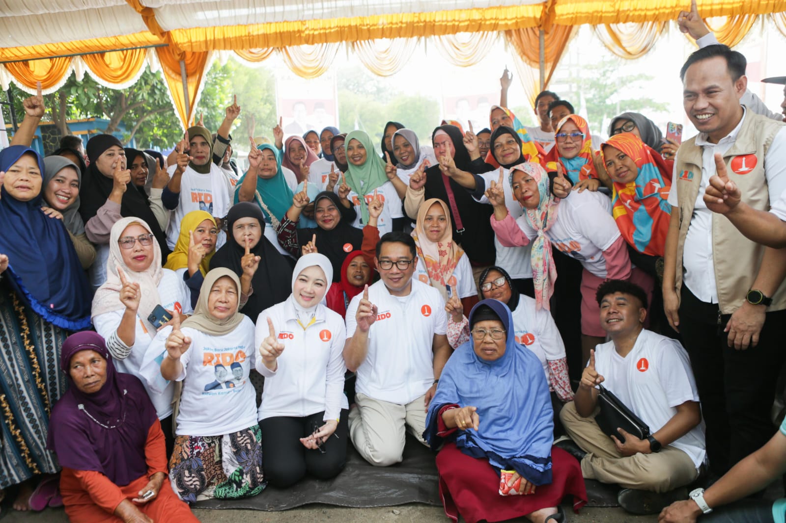 Blusukan di Kepulauan Seribu, RK janjikan Lahan Pemakaman Sampai SPBU Mini Apung