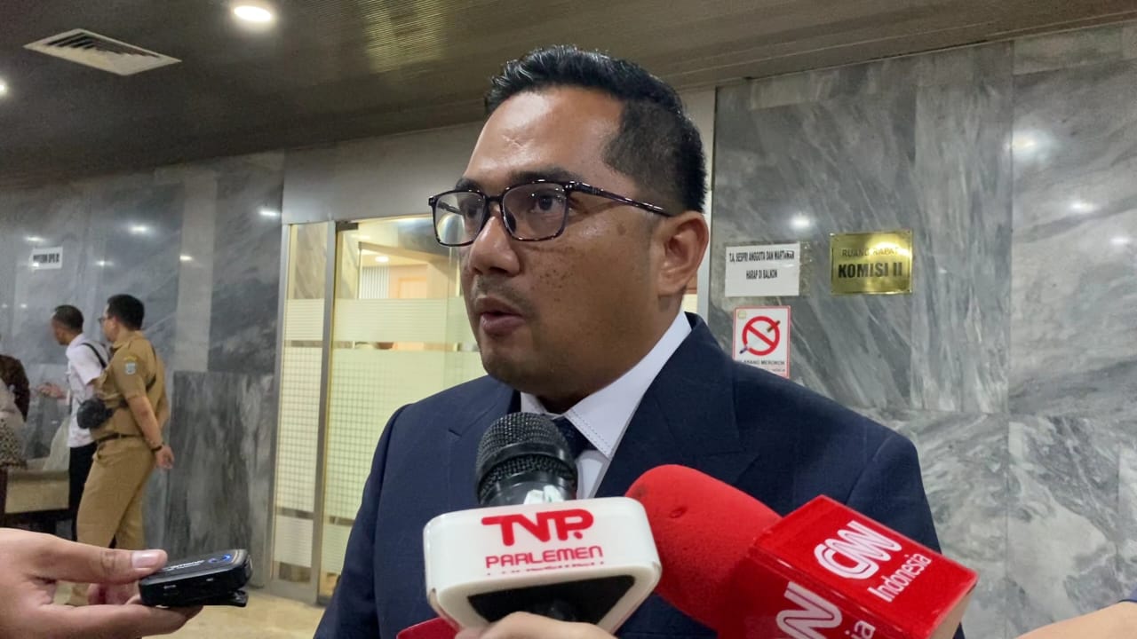 Komisi II DPR Sebut Hal yang Wajar Jika Presiden Merangkap Sebagai Ketum Partai