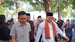 Calon Gubernur Jakarta nomor urut 1 Ridwan Kamil saat tiba di Mesjid Al-Kautsar Polda Metro Jaya, Jakarta Selatan, Kamis, 21/11/2024 | Ari Kurniansyah/Forum Keadilan