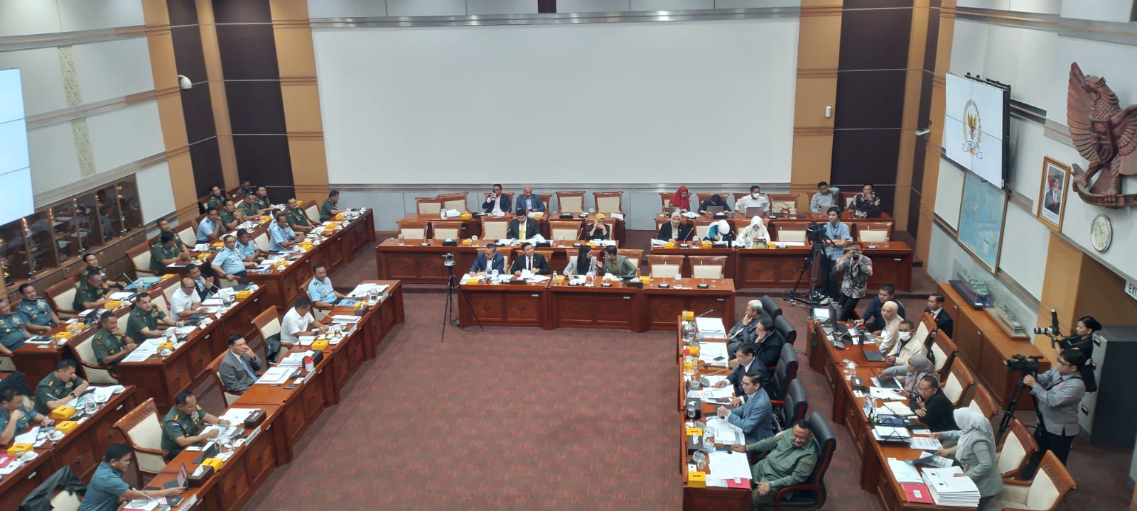 Komisi I DPR Bahas Rencana Kerja Kemenhan dan TNI