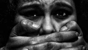 Kasus erbudakan remaja hingga melahirkan anak yang dialami oleh anak perempuan yang masih berusia 17 tahun di Waingapu, Sumba Timur, Nusantara Tenggara Timur (NTT) | Instagram @adimayaniwa