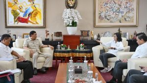 Menteri Pertahanan (Menhan) RI Sjafrie Sjamsoeddin menyambangi kantor Menteri Keuangan (Menkeu) Sri Mulyani Indrawati, pada Senin, 4/11/2024. | Instagram @smindrawati