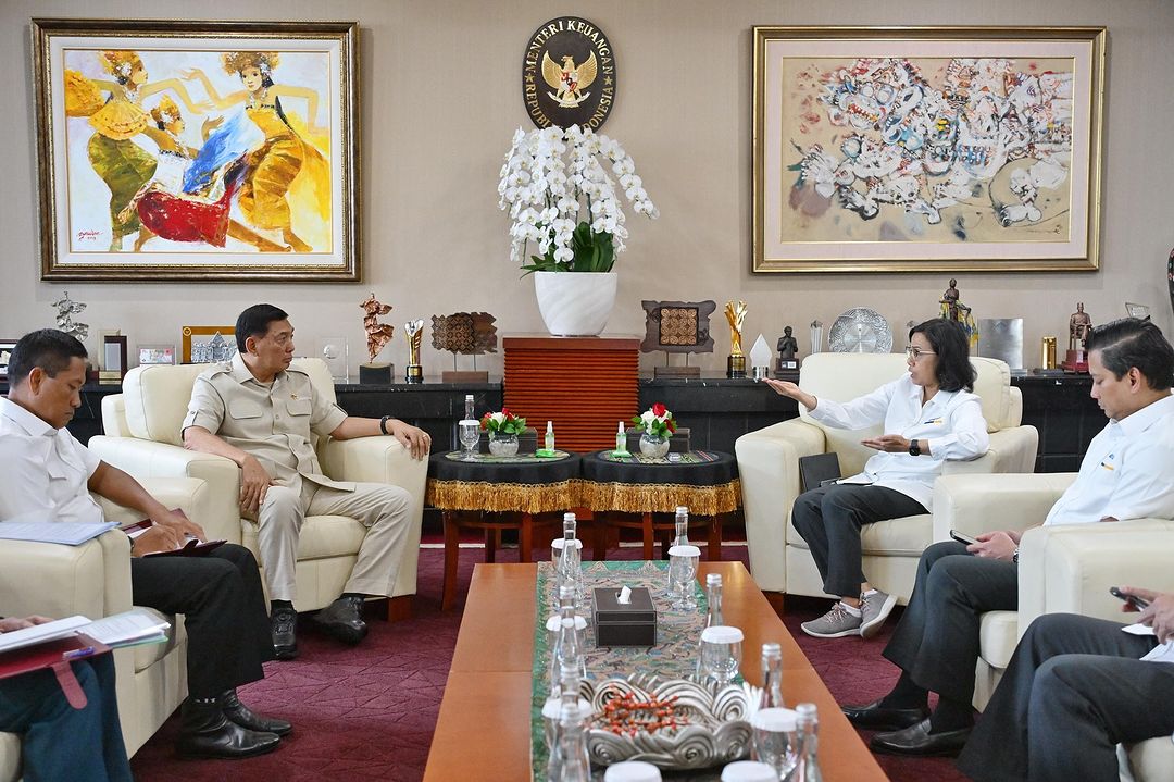 Sambangi Kantor Sri Mulyani, Menhan Sjafrie Bahas SDM hingga Alutsista