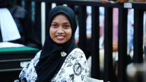 Guru Supriyani dalam sidang vonis di hakim Pengadilan Negari (PN) Andoolo Konawe Selatan, Sulawesi Tenggara, Senin, 25/11/2024 | Ist