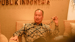 Menteri Perindustrian (Menperin) RI, Agus Gumiwang memberikan tanggapan terkait investasi Apple di Indonesia, pada Senin, 25/11/2024, di Kantor Kemenperin RI | Dok - Humas Kemenperin