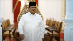 Presiden RI Prabowo Subianto menandatangani Peraturan Pemerintah (PP) Nomor 47 Tahun 2024 tentang penghapusan piutang macet kepada usaha mikro, kecil, dan menengah (UMKM) di Istana Merdeka, Jakarta, pada Selasa, 5/11/2024 | YouTube Sekretariat Presiden