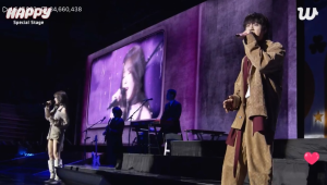 Live Duet Jin BTS dan Wendy Red Velvet Nyanyikan Hearts on the Window di Showcase album Happy | Twitter @seokjinbit