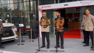 Ketua Komisi Pemberantasan Korupsi (KPK) terpilih Setyo Budiyanto bersama Wakil Ketua KPK terpilih Fitroh Rohcahyanto di Gedung Merah Putih KPK, Jakarta Selatan, Senin, 9/12/2024 | Merinda Faradianti/Forum Keadilan