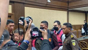Harvey Moeis usai menjalani sidang tuntutan di Pengadilan Negeri Tipikor Jakarta Pusat, Senin 9/12/2024 | Ari Kurniansyah/Forum Keadilan
