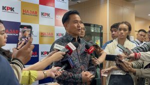 Menteri Koordinator Bidang Hukum, Hak Asasi Manusia, Imigrasi, dan Pemasyarakatan Indonesia Yusril Ihza Mahendra di Gedung ACLC atau C1, Jakarta Selatan, Selasa, 10/12/2024 | Merinda Faradianti/Forum Keadilan
