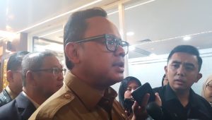 Wakil Menteri Dalam Negeri (Wamendagri) Bima Arya Sugiarto di Gedung DPR RI, Jakarta Pusat, Selasa, 10/12/2024 | Muhammad Reza/Forum Keadilan