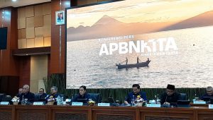 Menteri Keuangan RI Sri Mulyani bersama jajaran dalam konferensi pers di kantor Kementerian Keuangan, Jakarta Pusat, Rabu, 11/11/2024 | Novia Suhari/Forum Keadilan