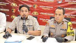 Kasat Reskrim Polres Jakarta Barat AKBP Andri Kurniawan (Kiri) saat memberikan keterangan kepada media, Sabtu, 14/12/2024 | ist