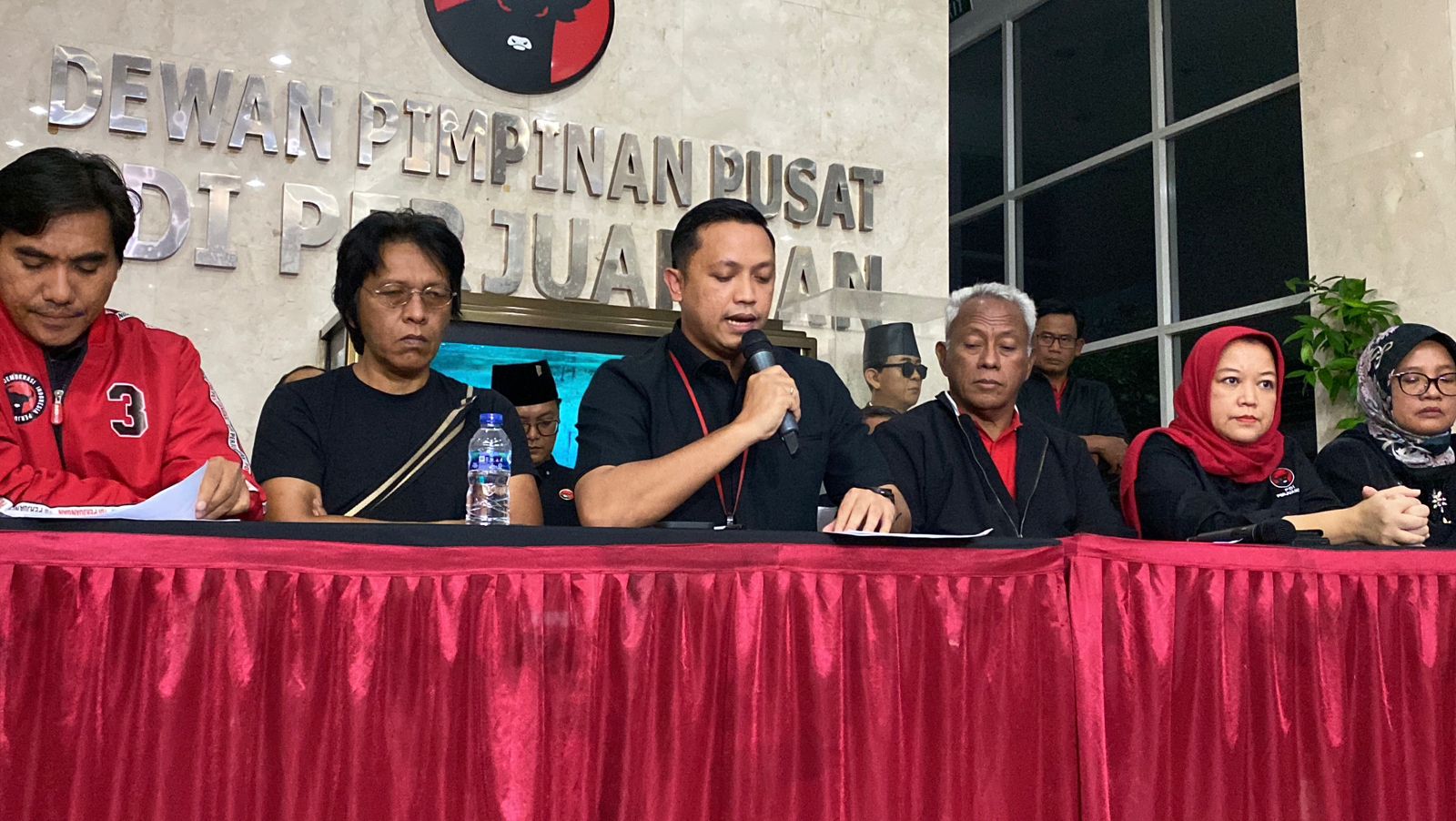 PDIP Bakal Taati Proses Hukum dan Kooperatif soal Penetapan Tersangka Hasto Kristiyanto