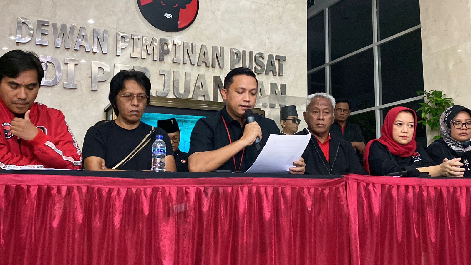 Status Tersangka Hasto Kristiyanto Disebut Jawab Kisi-kisi Megawati soal Kongres