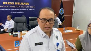 Kepala BNNP DKI Jakarta Brigjen Pol Nurhadi Yuwono saat memberikan keterangan terkait peredaran narkotika melalui jasa ekspedisi, Senin 30/12/2024. I Ari Kurniansyah/Forum Keadilan