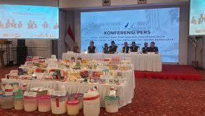 Konferensi pers BPOM terkait kosmetik ilegal berbahaya, di Kantor BPOM, Jakarta Pusat, Senin, 30/12/2024 | Novia Suhari/Forum Keadilan