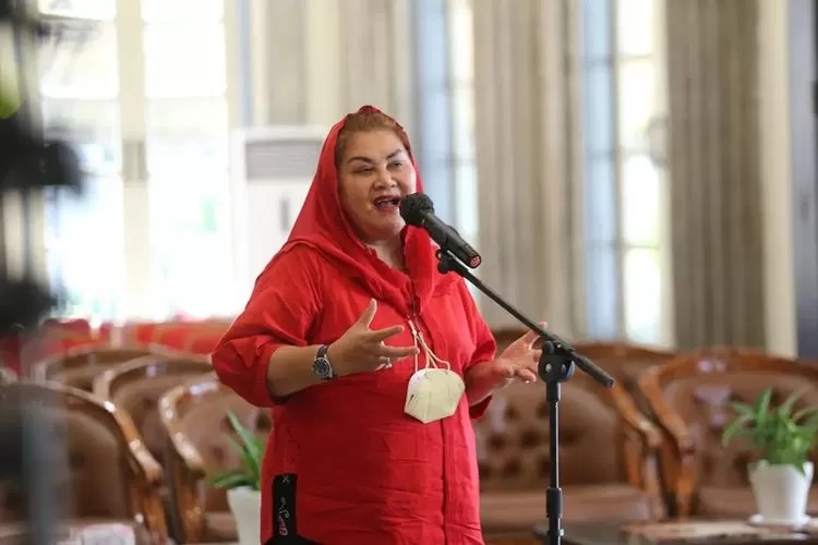 Mbak Ita dan Suami Penuhi Panggilan KPK Usai Mangkir Pemeriksaan Sebagai Tersangka