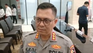 Kabag Penum Divisi Humas Polri Kombes Pol Erdi Chaniago saat berbicara kepada wartawan, Senin, 6/1/2025. I Syahrul Baihaqi/Forum Keadilan