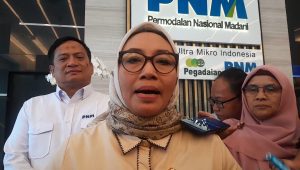 Menteri Pemberdayaan Perempuan dan Perlindungan Anak (PPPA), Arifah Choiri Fauzi, di kantor PNM, Jakarta Selatan, Jumat, 10/1/2025 | Novia Suhari/Forum Keadilan
