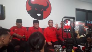 Ketua DPP PDIP Ahmad Basarah saat memberikan keterangan kepada awak media di Sekolah Partai PDIP, Jakarta Selatan, Jumat, 10/1/2025 | Muhammad Reza/Forum Keadilan