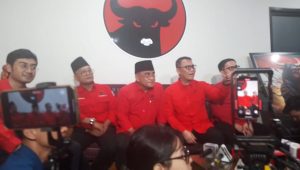 Ketua DPP PDIP Ahmad Basarah saat memberikan keterangan kepada awak media di Sekolah Partai PDIP, Jakarta Selatan, Jumat, 10/1/2025 | Muhammad Reza/Forum Keadilan