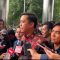 Kuasa hukum Sekretaris Jenderal (Sekjen) PDI Perjuangan, Hasto Kristiyanto, Ronny Talapessy di Komisi Pemberantasan Korupsi (KPK), Senin, 13/1/2025| Merinda Faradianti/ Forum Keadilan