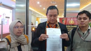 Tim Advokasi untuk Demokrasi usai membuat laporan ke Bareskrim Polri, Senin, 13/1/2025. I Syahrul Baihaqi/Forum Keadilan