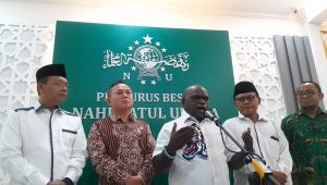 Menteri HAM Natalius Pigai, bersama dengan jajaran PBNU, di Kantor pusat PBNU, Jakarta Pusat, Selasa, 14/1/2025 | Novia Suhari/Forum Keadilan