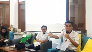Direktur Eksekutif Walhi Kalimantan Barat, Hendrikus Adam, di kawasan Jakarta Pusat, Kamis, 16/1/2025 | Novia Suhari/Forum Keadilan