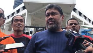 Ketua Umum Partai Buruh, Said Iqbal, di depan Kedutaan Besar Malaysia, Jakarta Selatan, Kamis, 30/1/2025 | Novia Suhari/Forum Keadilan