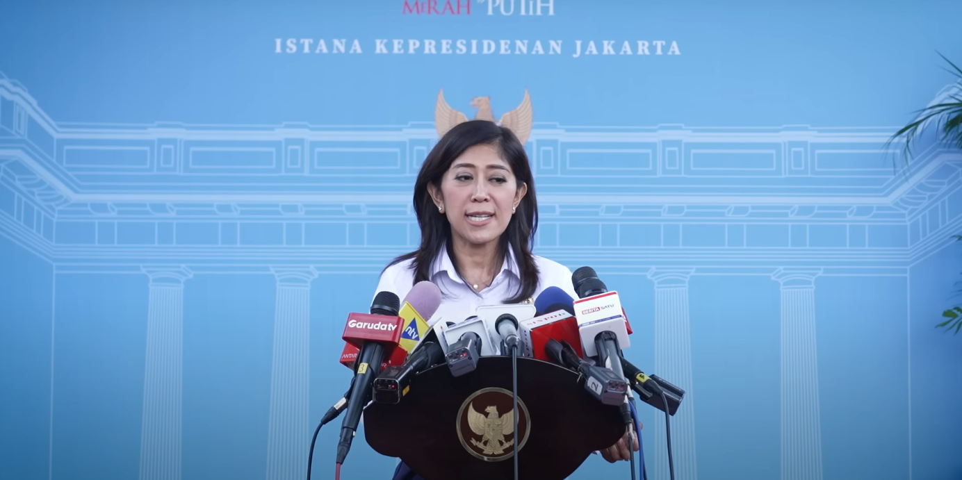 Menkomdigi Buka Suara Terkait Seskab Teddy Naik Pangkat