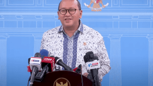Menteri Investasi dan Hilirisasi/Kepala Badan Koordinasi Penanaman Modal (BKPM) Rosan Perkasa Roeslani, memberikan keterangan pers usai bertemu Presiden Prabowo Subianto di Kompleks Istana Kepresidenan, Jakarta Pusat, Kamis, 2/1/2025. | Youtube Sekretariat Presiden