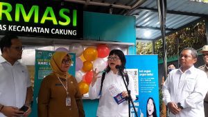 Wamen Diktisaintek, Prof Stella Christie, dalam konferensi pers usai lakukan uji coba Program Cek Kesehatan Gratis di Puskesmas Cakung, Jakarta Timur, Senin, 10/2/2025 | Novia Suhari/Forum Keadilan