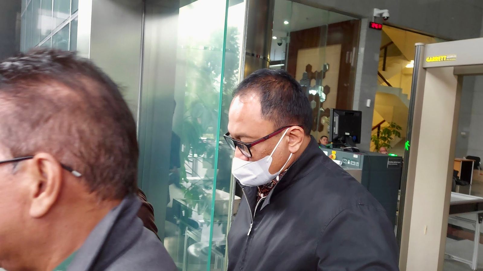 Gugatan Praperadilan Ditolak, Alwin Basri Sah Jadi Tersangka KPK
