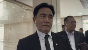 Menteri Koordinator Bidang Hukum, Hak Asasi Manusia, Imigrasi, dan Pemasyarakatan Yusril Ihza Mahendra di Gedung DPR RI, Jakarta Pusat, Selasa 11/2/2025. | Muhammad Reza/ Forum Keadilan